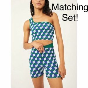 FP movement SET - free throw shorts and one shoulder crop jaquard prinT